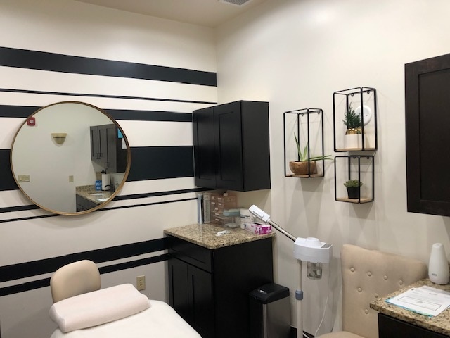 Solera Salon Suites - Overland Park